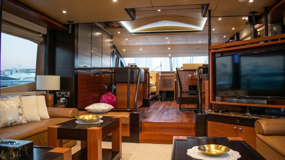 How to Choose the Right Yacht Size in Dubai for Your Group